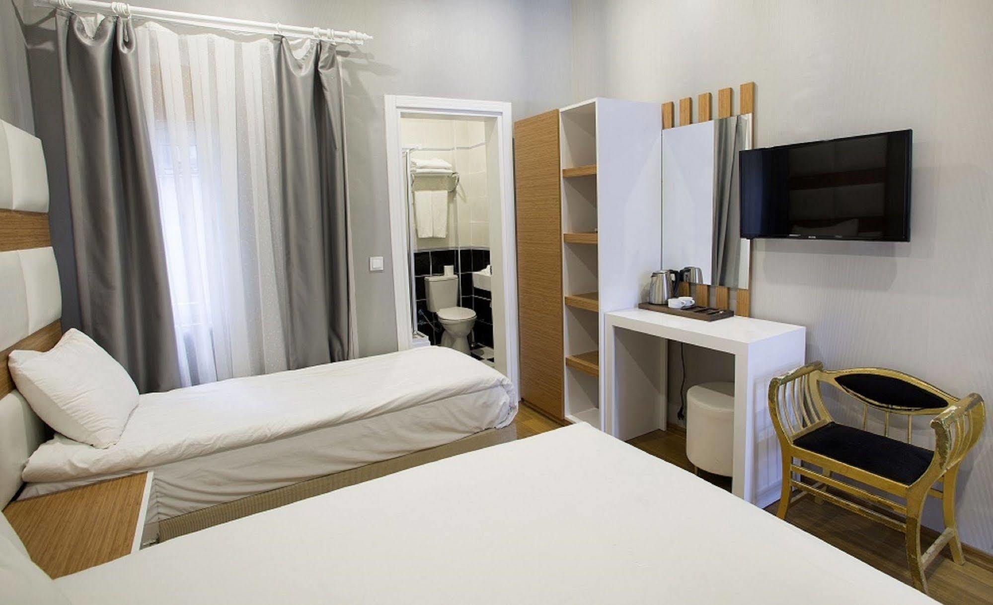 La Pazza Suites Istanbul Eksteriør bilde