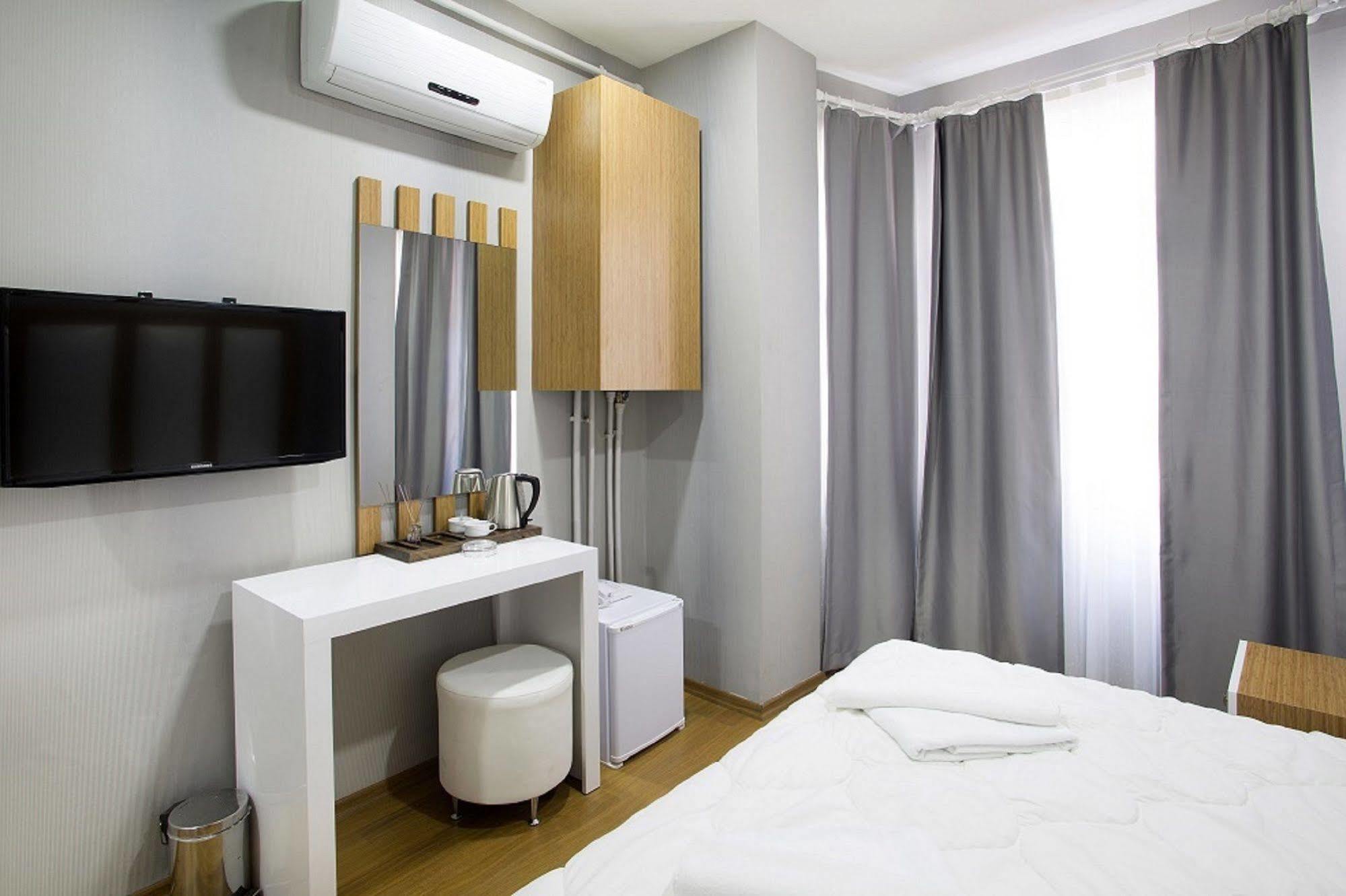 La Pazza Suites Istanbul Eksteriør bilde