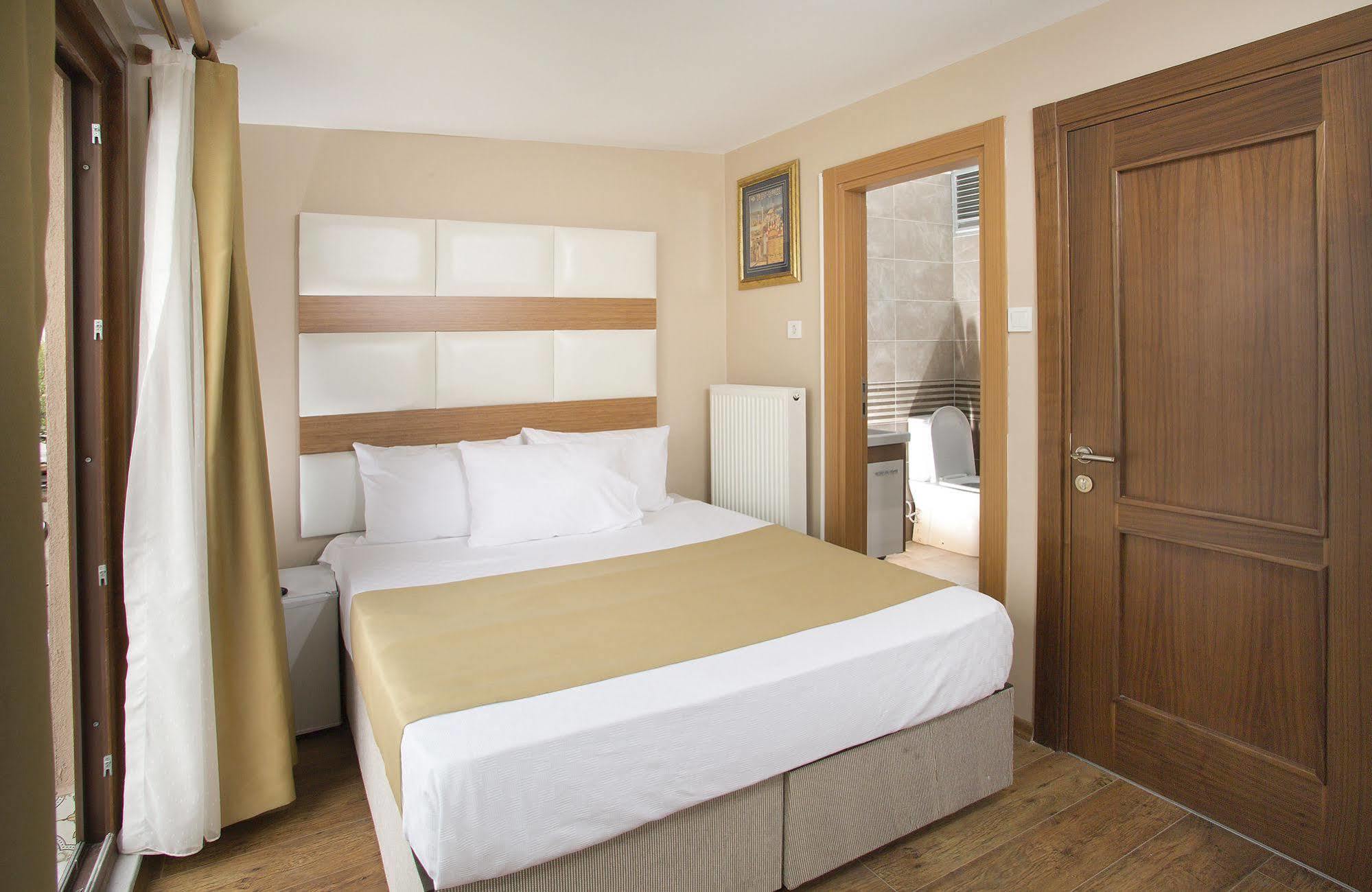 La Pazza Suites Istanbul Eksteriør bilde