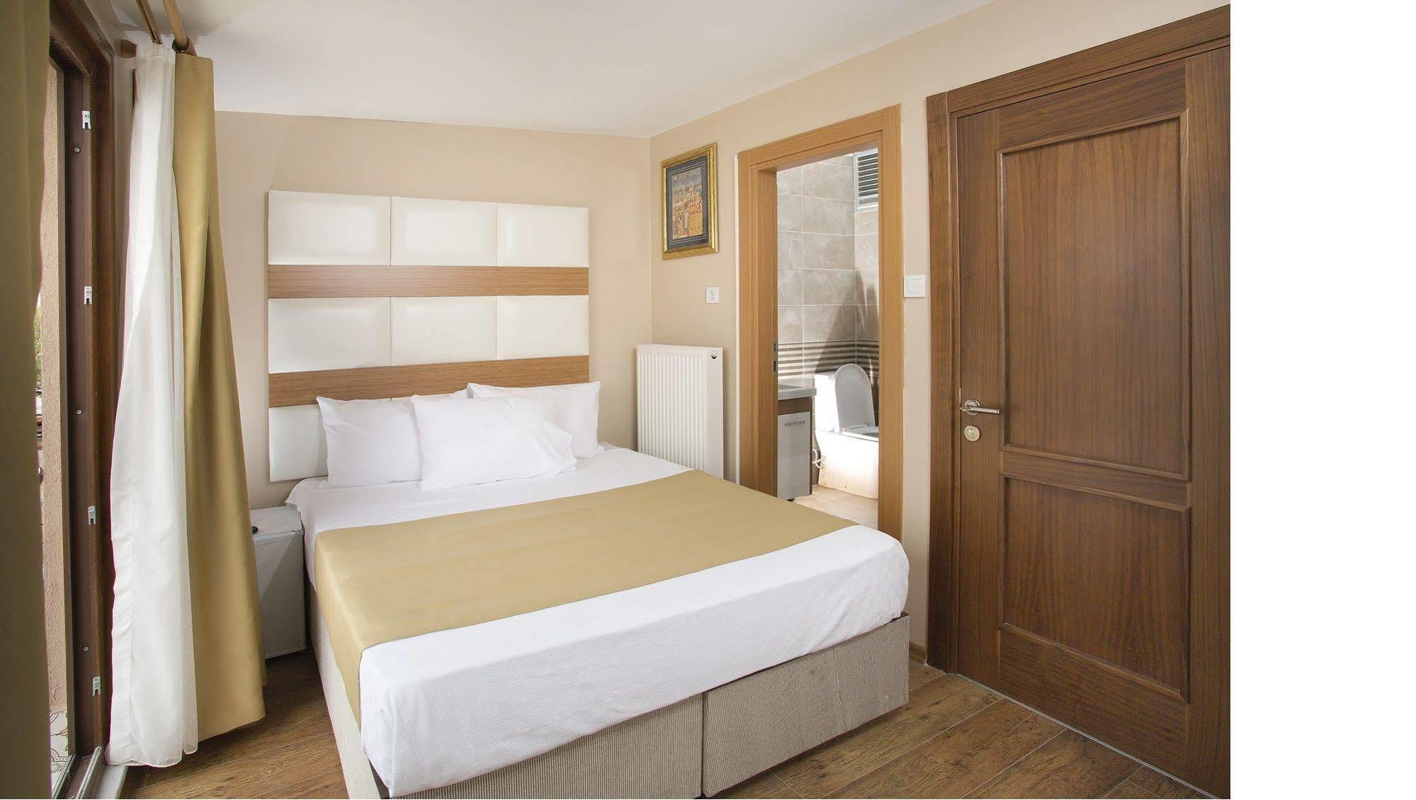 La Pazza Suites Istanbul Eksteriør bilde